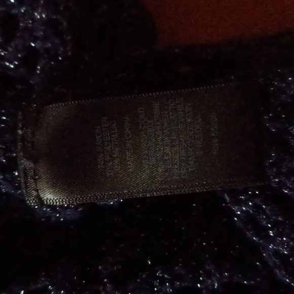💙🌺Express Black Sparkly Knit Top - Picture 6 of 13